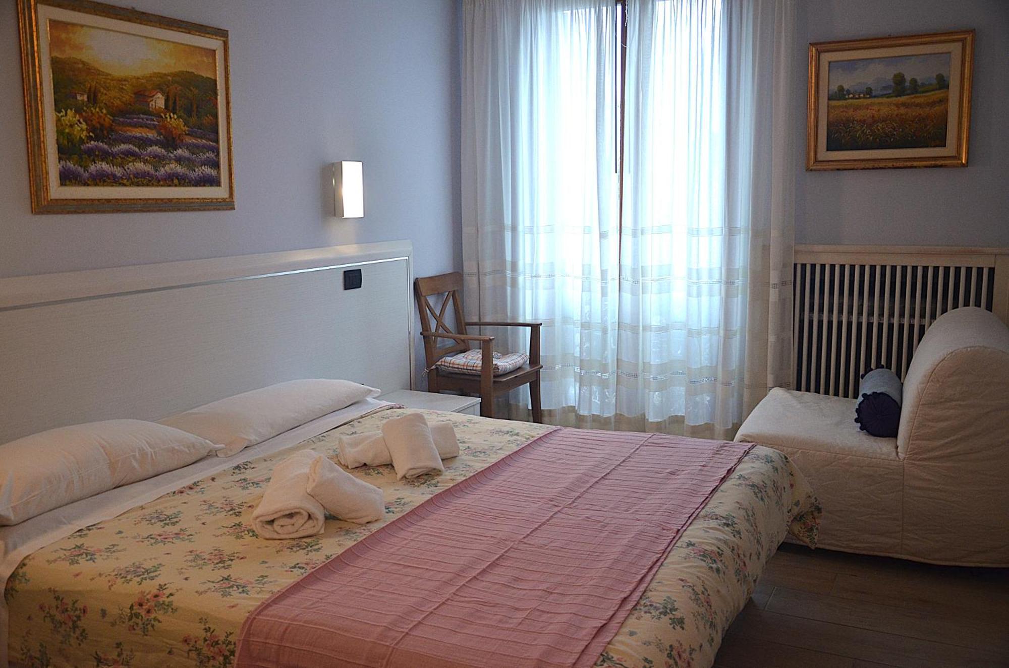 Affittacamere Porticciolo Castelnuovo del Garda Exterior foto